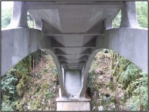 Structure du pont en arc